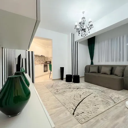 New Apartments Iuliusmall-Apartamente Cu 2 Camere Iasi Exterior photo