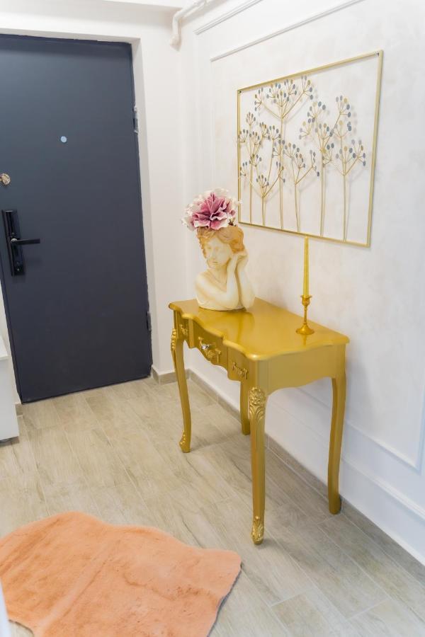 New Iuliusmall-apartamente Cu 2 דירה *