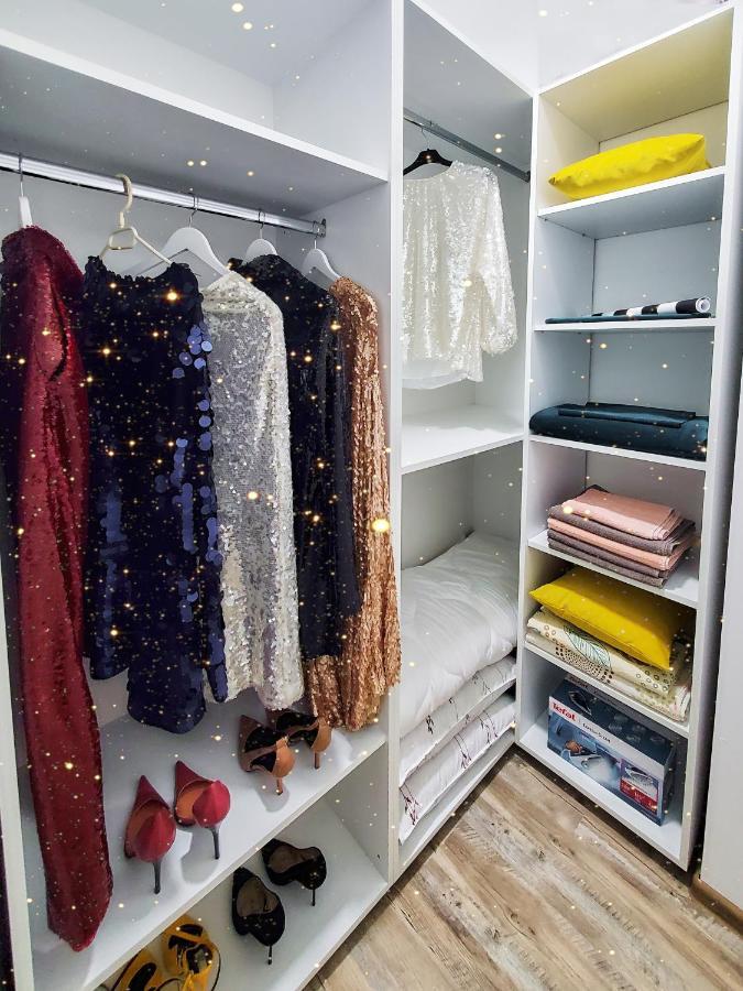 New Iuliusmall-apartamente Cu 2 דירה *